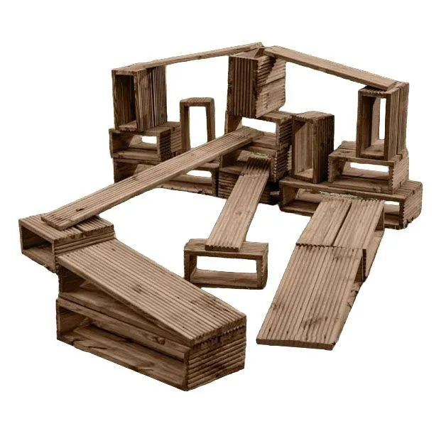 Robuste Outdoor Holzbausteine aus Terrassendielen | Cosy_CY-32411_