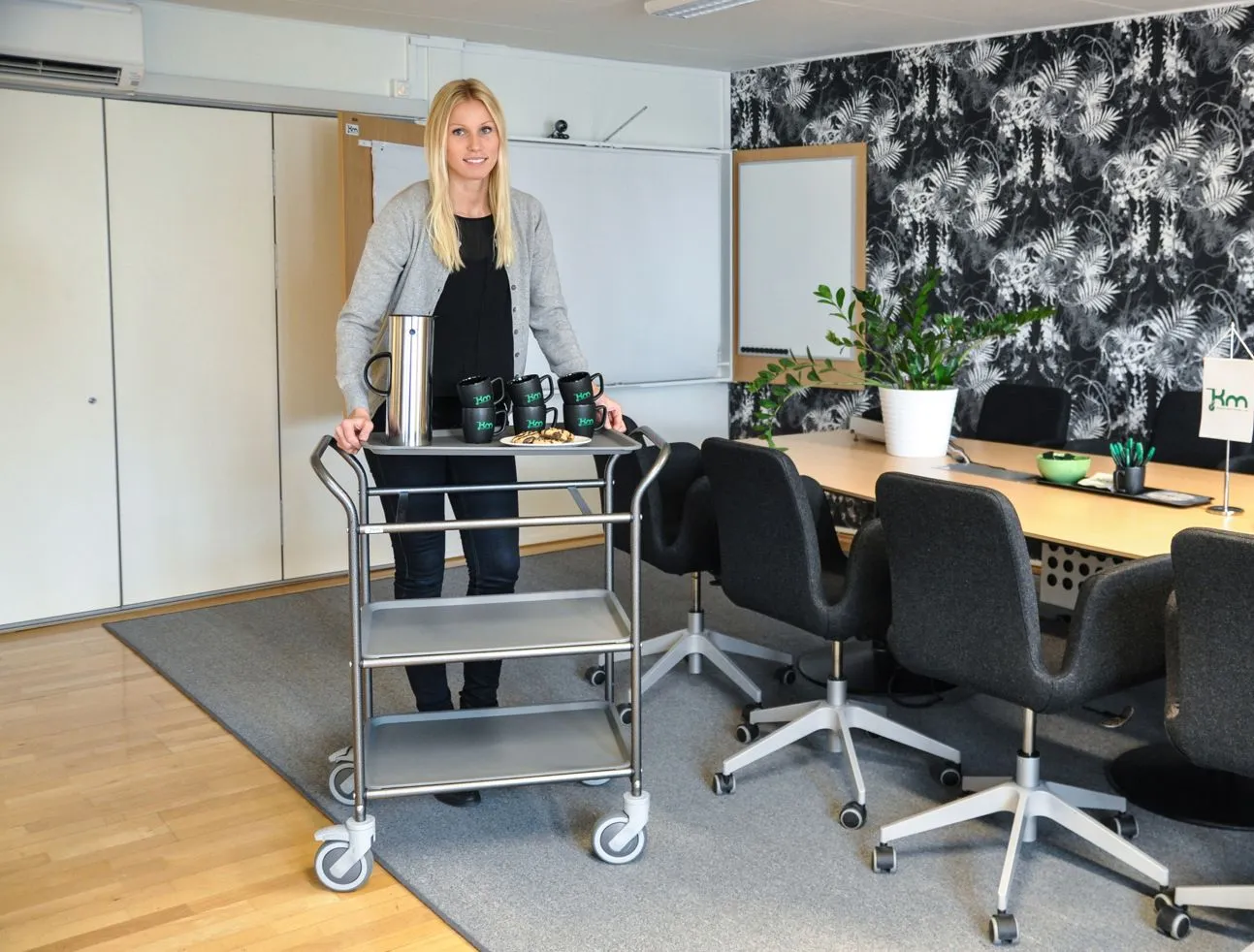 Tablettwagen mit 3 abnehmbaren Tabletts | Kongamek_KM1620-AA_